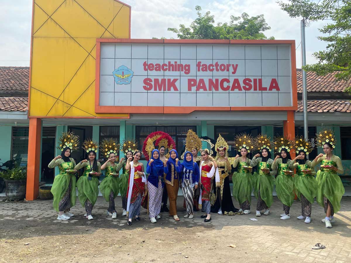Siswa SMK Pancasila Mojowarno
